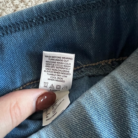 LOGO BY LORI GOLDSTEIN Straight Leg Pant Regular Knit Denim Shadow Patch Jean - Picture 8 of 9